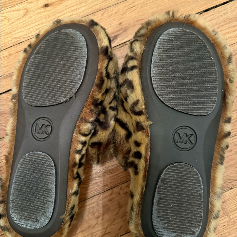 Michael Kors Leopard Print Fur Slippers - Picture 3 of 3